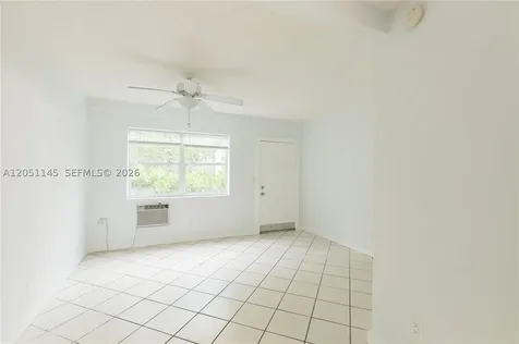 2825 SW 3rd Avenue Miami FL 33129