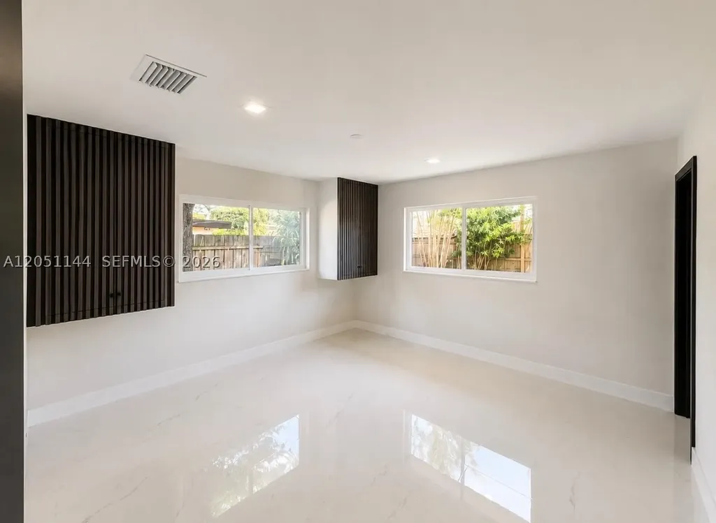 3430 SW 17th Street Fort Lauderdale FL 33312
