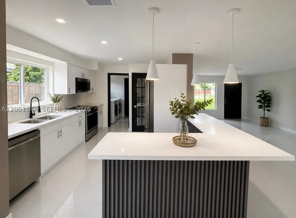 3430 SW 17th Street Fort Lauderdale FL 33312