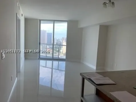 185 SW 7 Street Miami FL 33130