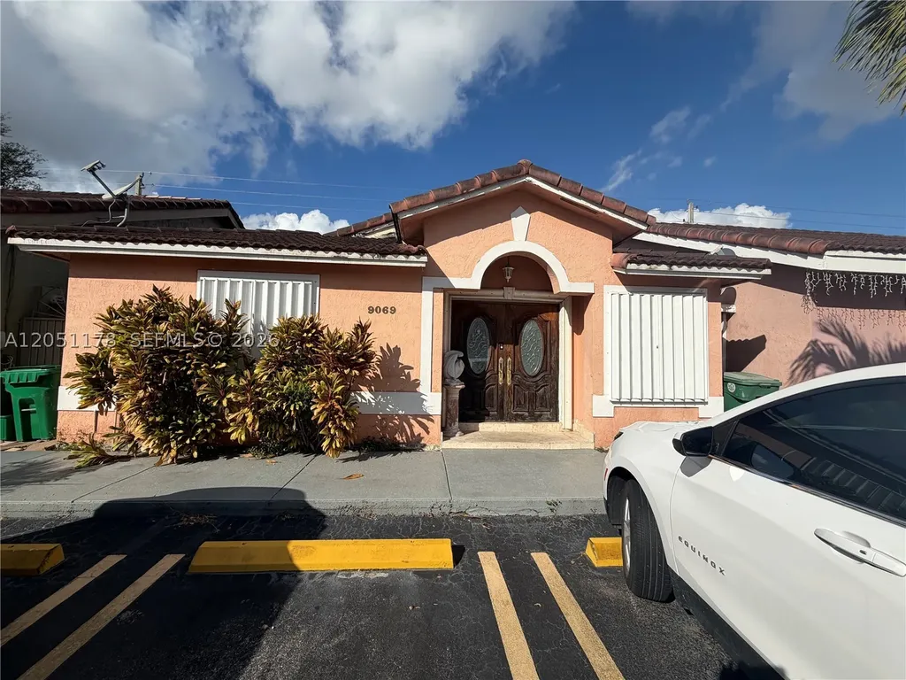9069 NW 121st Terrace Hialeah Gardens FL 33018