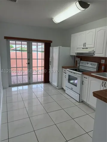 9069 NW 121st Terrace Hialeah Gardens FL 33018