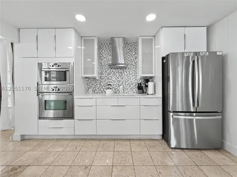 2124 Fisher Island Drive Miami Beach FL 33109