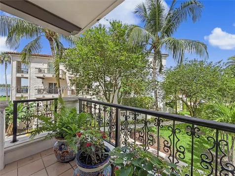 2124 Fisher Island Drive Miami Beach FL 33109