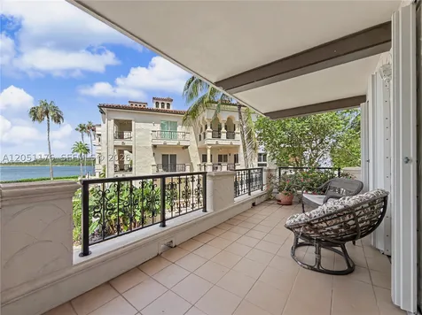2124 Fisher Island Drive Miami Beach FL 33109