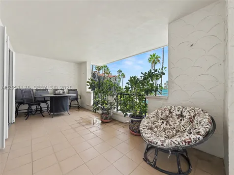2124 Fisher Island Drive Miami Beach FL 33109