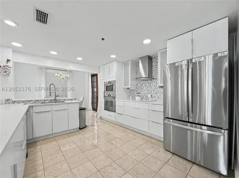 2124 Fisher Island Drive Miami Beach FL 33109