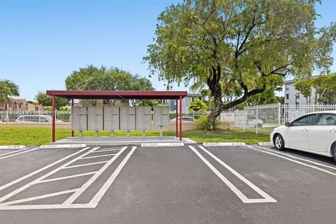 13789 SW 66th Street Miami FL 33183