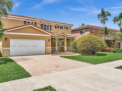 912 NW 204th Street Miami Gardens FL 33169