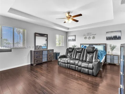 912 NW 204th Street Miami Gardens FL 33169