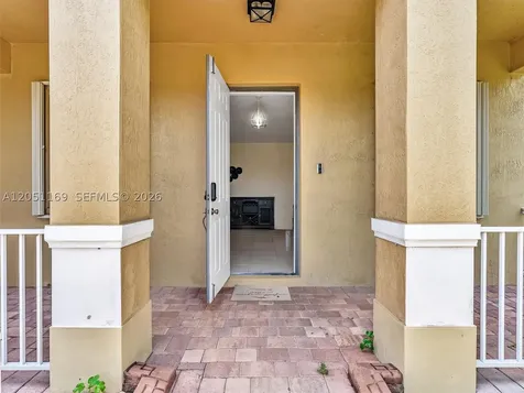 912 NW 204th Street Miami Gardens FL 33169