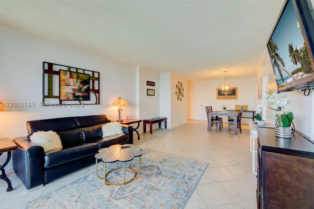 2501 S Ocean Drive Hollywood FL 33019