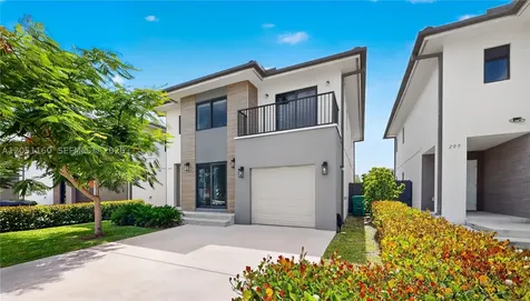 205 NW 12th Court Florida City FL 33034