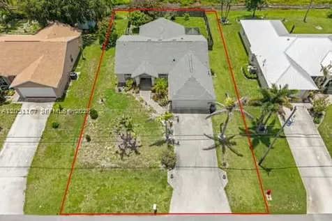 3257 SE Pinto Street Port St. Lucie FL 34984