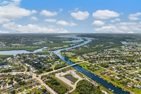 3257 SE Pinto Street Port St. Lucie FL 34984