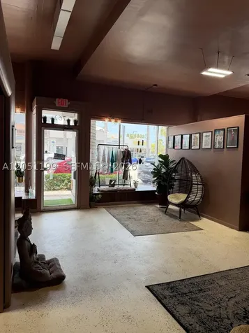 762 W 41st Street Miami Beach FL 33140