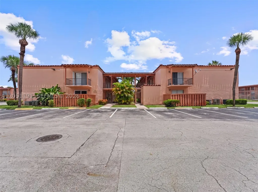 7220 Fairway Drive Miami Lakes FL 33014