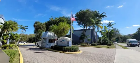 9373 Fontainebleau Boulevard Miami FL 33172