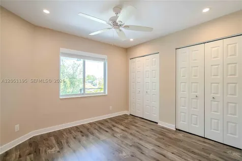 2400 NE 26th Street Fort Lauderdale FL 33305
