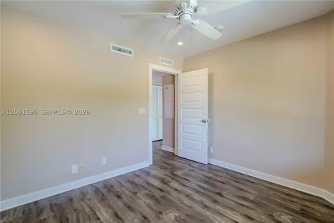 2400 NE 26th Street Fort Lauderdale FL 33305