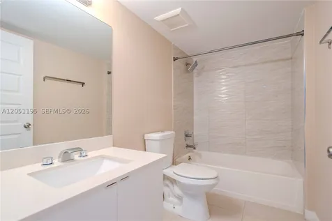 2400 NE 26th Street Fort Lauderdale FL 33305