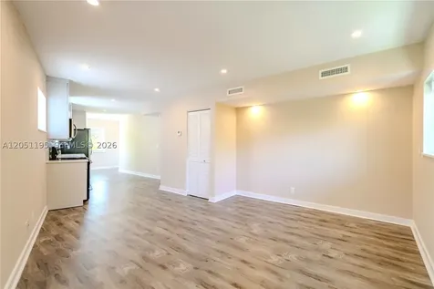 2400 NE 26th Street Fort Lauderdale FL 33305