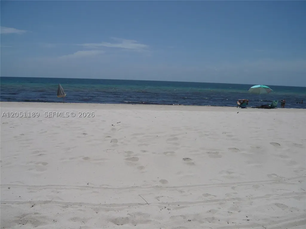 3300 N Surf Road Hollywood FL 33019