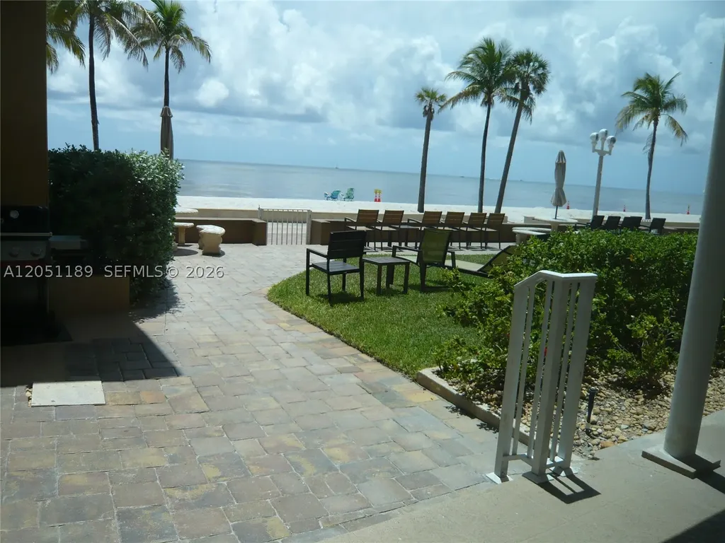 3300 N Surf Road Hollywood FL 33019