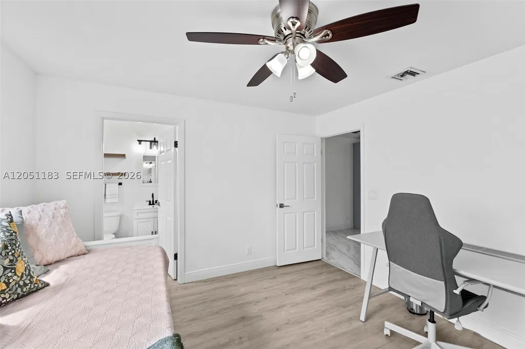22433 Ensenada Way Boca Raton FL 33433