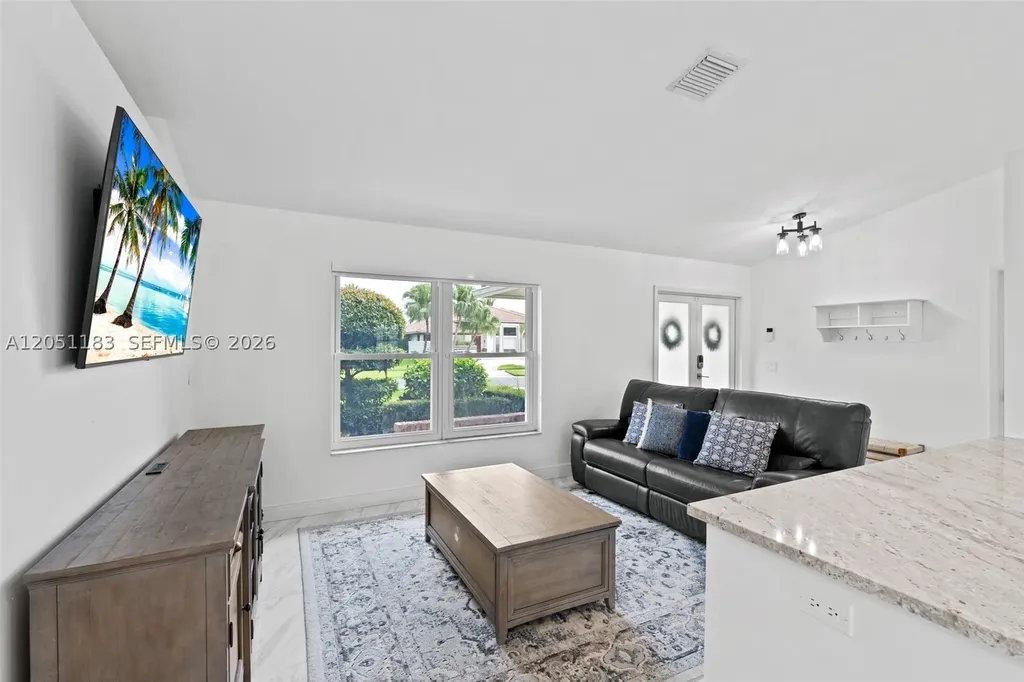 22433 Ensenada Way Boca Raton FL 33433