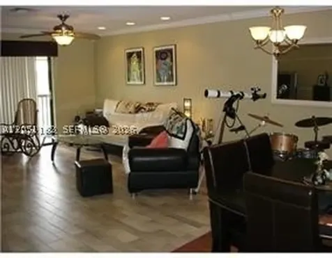 124 S Laurel Drive Margate FL 33063