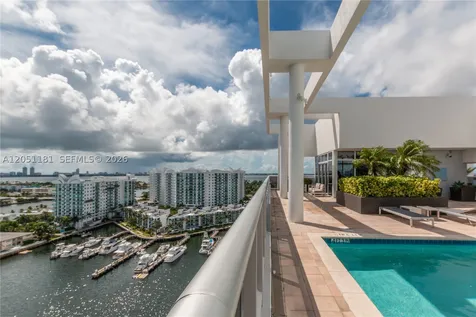 7929 West Drive North Bay Village FL 33141
