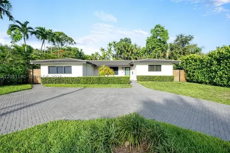 10555 NE 2nd Avenue Miami Shores FL 33138