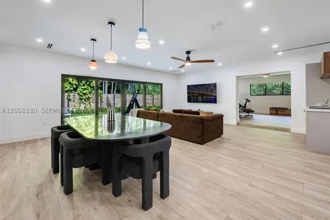 10555 NE 2nd Avenue Miami Shores FL 33138