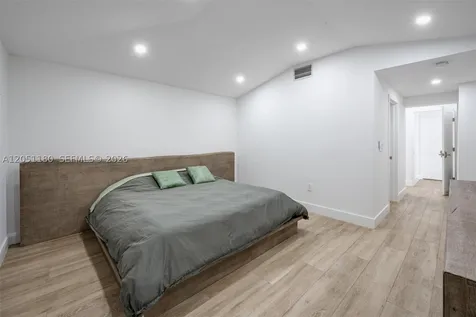 10555 NE 2nd Avenue Miami Shores FL 33138