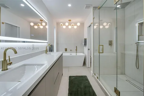 10555 NE 2nd Avenue Miami Shores FL 33138