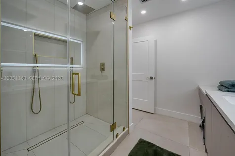 10555 NE 2nd Avenue Miami Shores FL 33138
