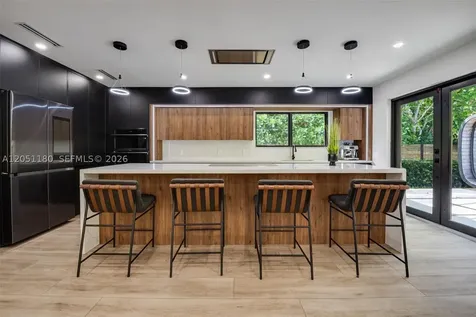 10555 NE 2nd Avenue Miami Shores FL 33138