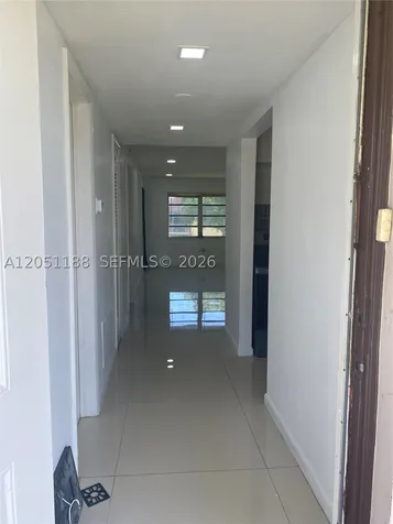 1550 NE 191st Street Miami FL 33179
