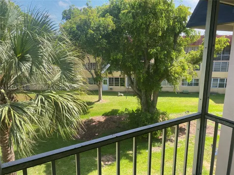 1550 NE 191st Street Miami FL 33179