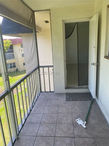 1550 NE 191st Street Miami FL 33179