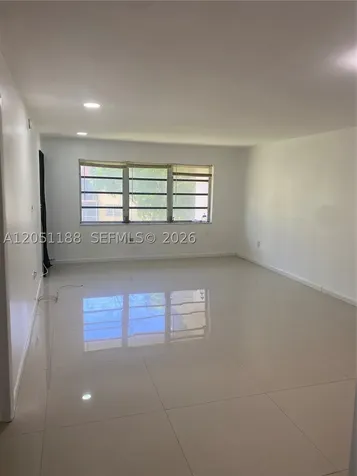 1550 NE 191st Street Miami FL 33179