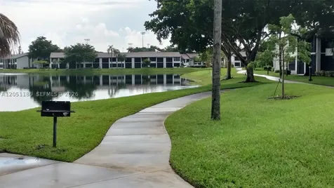212 Lake Pointe Drive Oakland Park FL 33309