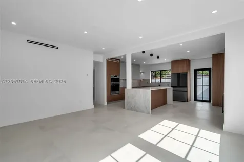 1760 SW 16th Terrace Miami FL 33145