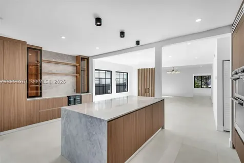 1760 SW 16th Terrace Miami FL 33145