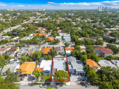 1760 SW 16th Terrace Miami FL 33145