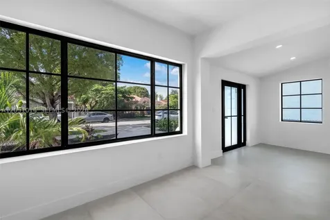 1760 SW 16th Terrace Miami FL 33145