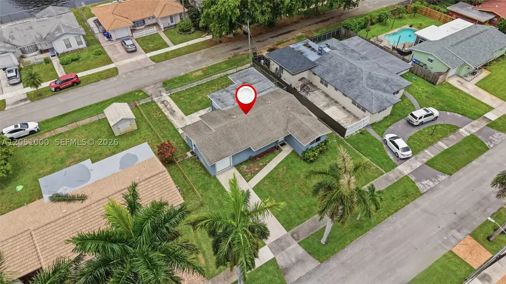 2901 Cleveland Street Hollywood FL 33020