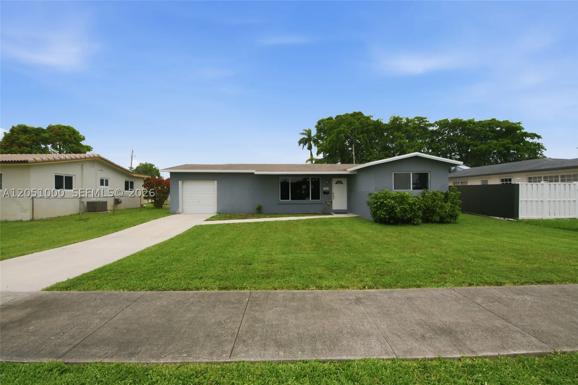 2901 Cleveland Street Hollywood FL 33020