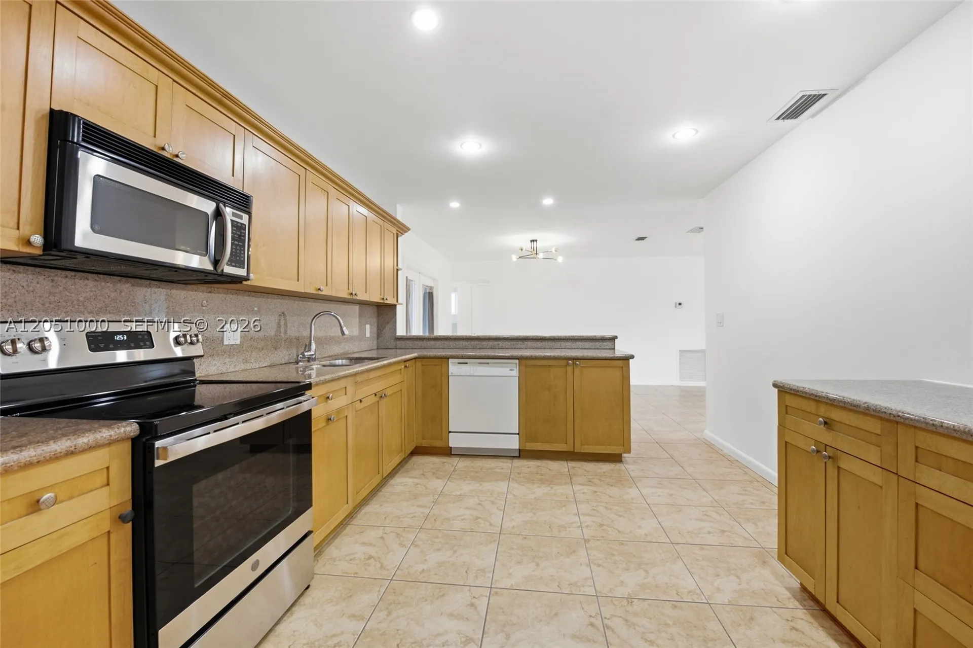 2901 Cleveland Street Hollywood FL 33020